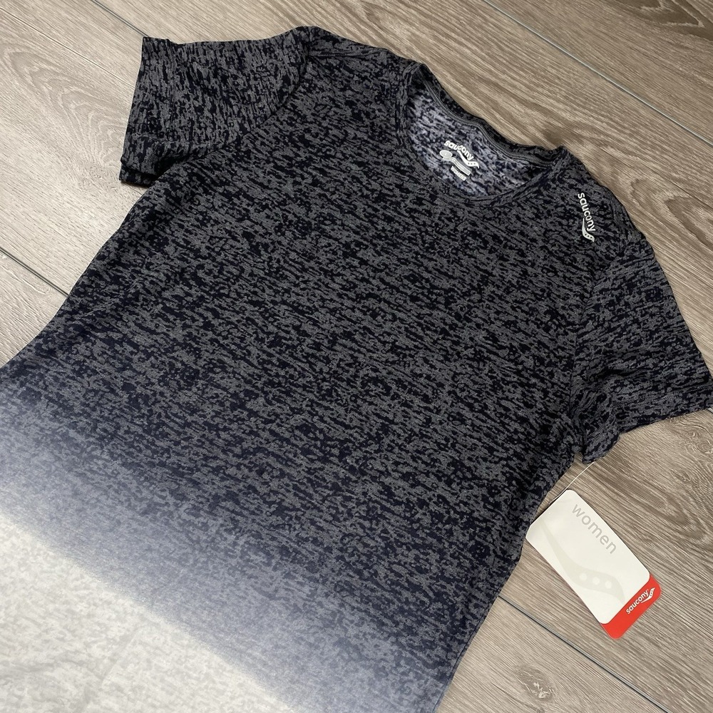Saucony Women's Daybreak Short Sleeve Top Shirt Grey White Large New